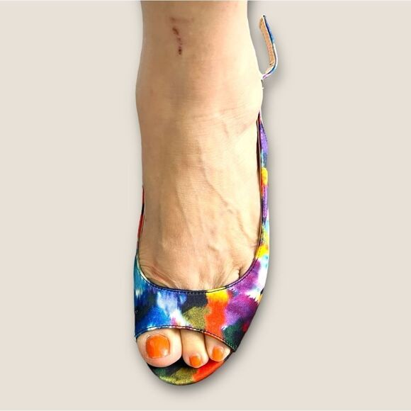 Multi color heels size 7 - Picture 1 of 7